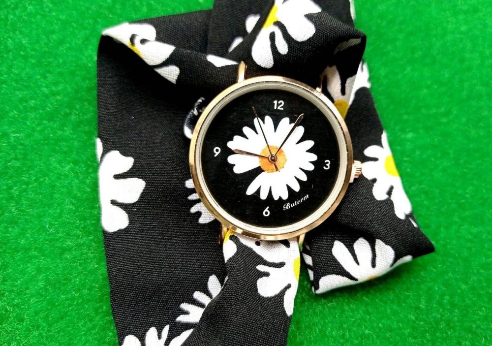 Daisy Ribbon Cloth Women Watch Design : 2 - Image 4